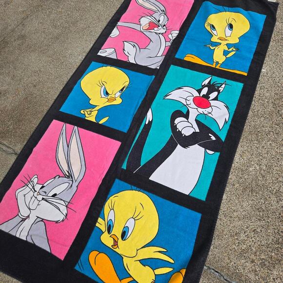 Vtg 90s LOONEY TUNES Characters Box Logo All Over Print Cartoon Beach Towel - Picture 2 of 5